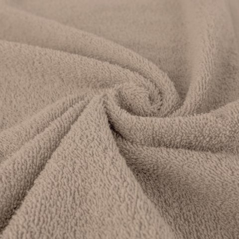Ręcznik D Bawełna 100% Solano Beż + Ciemny Brąz (P) 2x50x90+2x70x140 kpl. Ręcznik D Bawełna 100% Solano Beż + Ciemny Brąz (P) 2x50x90+2x70x140 kpl.