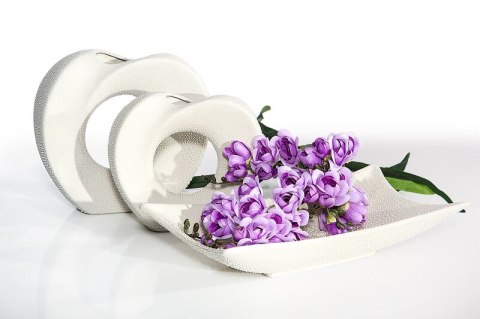 WAZON DEKORACYJNY RISO 12 X 7 X 26 CM KREMOWY WAZON DEKORACYJNY RISO 12 X 7 X 26 CM KREMOWY