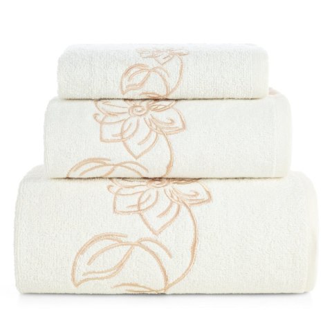 KOMPLET RĘCZNIKÓW 3 56 X 36 X 7 CM KREMOWY KOMPLET RĘCZNIKÓW 3 56 X 36 X 7 CM KREMOWY