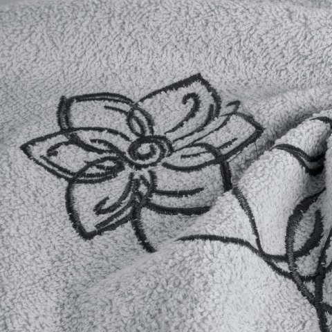 KOMPLET RĘCZNIKÓW 3 56 X 36 X 7 CM SREBRNY KOMPLET RĘCZNIKÓW 3 56 X 36 X 7 CM SREBRNY