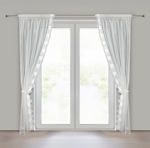 FIRANA GOTOWA LETI NA TAŚMIE 140 X 270 CM BIAŁY FIRANA GOTOWA LETI NA TAŚMIE 140 X 270 CM BIAŁY