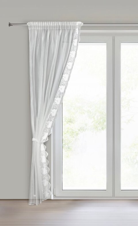 FIRANA GOTOWA LETI NA TAŚMIE 140 X 270 CM BIAŁY FIRANA GOTOWA LETI NA TAŚMIE 140 X 270 CM BIAŁY
