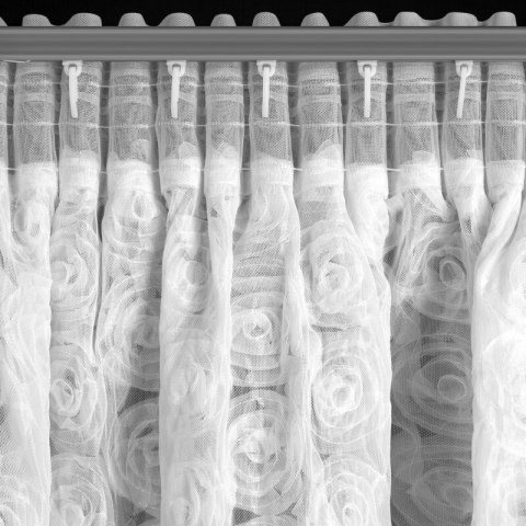 ZASŁONA GOTOWA ROSES 1 NA TAŚMIE 140 X 270 CM BIAŁY ZASŁONA GOTOWA ROSES 1 NA TAŚMIE 140 X 270 CM BIAŁY