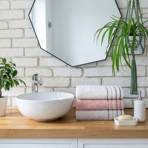 RĘCZNIK VENTO (09) 50 X 90 CM CZARNY