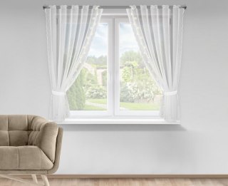 FIRANA GOTOWA BELLIS NA TAŚMIE 140 X 180 CM BIAŁY