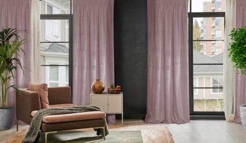 ZASŁONA GOTOWA D91 ROSA NA TAŚMIE 135 X 300 CM PUDROWY RÓŻ