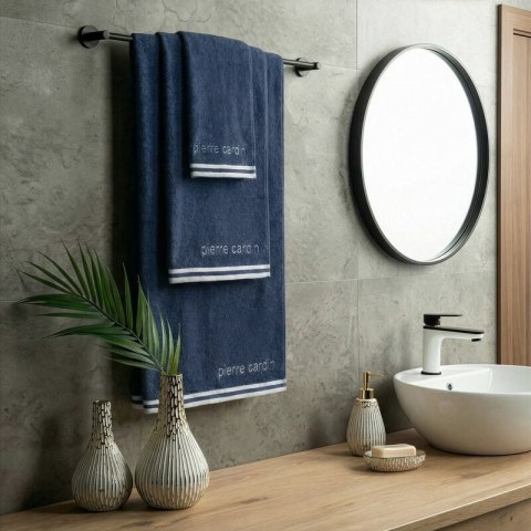RĘCZNIK PIERRE CARDIN ROCCO 70 X 140 CM GRANATOWY