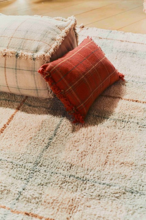 Poduszka Handloom Maple Red Wouf Wouf - Lorena Canals