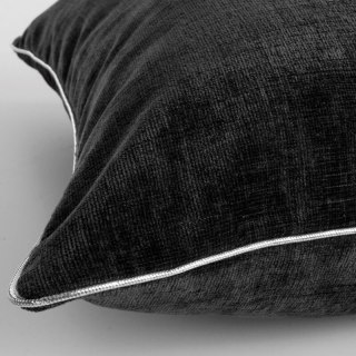POSZEWKA MARY 45 X 45 CM CZARNY