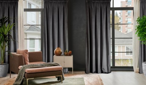 ZASŁONA GOTOWA D91 ROSA NA TAŚMIE 140 X 270 CM CZARNY