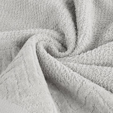 RĘCZNIK LOREN (02) 70 X 140 CM SREBRNY RĘCZNIK LOREN (02) 70 X 140 CM SREBRNY