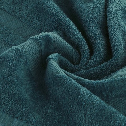 RĘCZNIK PORTO (09) 30 X 50 CM CIEMNOTURKUSOWY RĘCZNIK PORTO (09) 30 X 50 CM CIEMNOTURKUSOWY