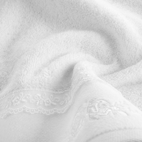 RĘCZNIK SISI (01) 30 X 50 CM BIAŁY RĘCZNIK SISI (01) 30 X 50 CM BIAŁY