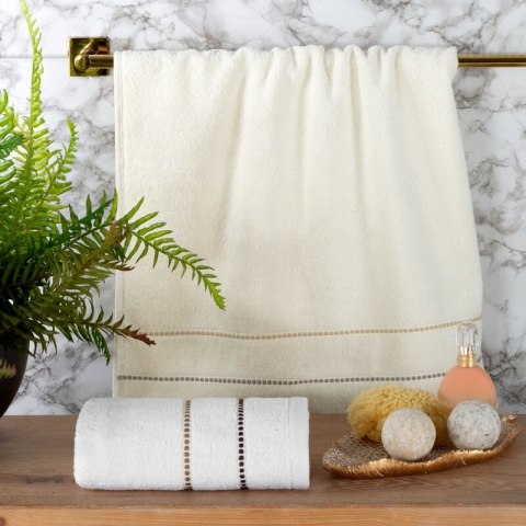 RĘCZNIK SUZI (17) 30 X 50 CM JASNOŻÓŁTY RĘCZNIK SUZI (17) 30 X 50 CM JASNOŻÓŁTY