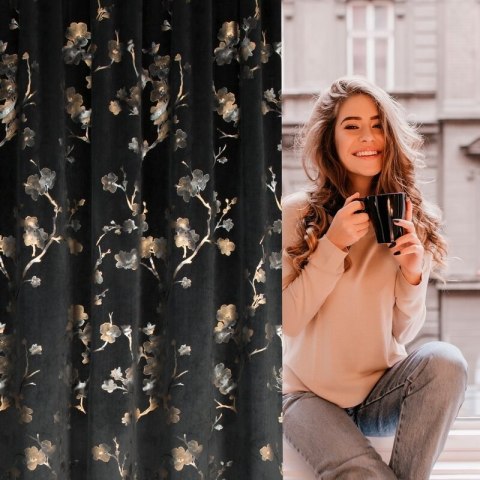 ZASŁONA GOTOWA SELENA NA TAŚMIE 140 X 270 CM CZARNY ZASŁONA GOTOWA SELENA NA TAŚMIE 140 X 270 CM CZARNY
