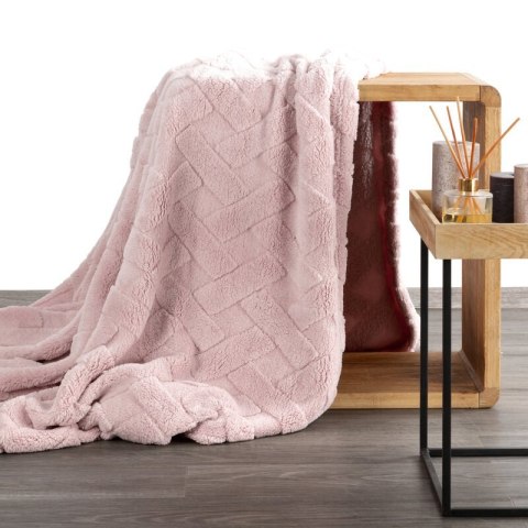 KOC D91 CARO 70 X 160 CM PUDROWY RÓŻ KOC D91 CARO 70 X 160 CM PUDROWY RÓŻ