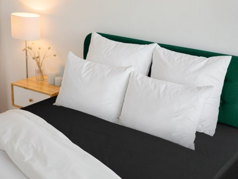 PRZEŚCIERADŁO Z GUMKĄ BASIC 100 X 200 X 30 CM CZARNY PRZEŚCIERADŁO Z GUMKĄ BASIC 100 X 200 X 30 CM CZARNY