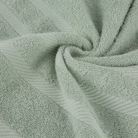RĘCZNIK MILO (05) 100 X 150 CM JASNOMIĘTOWY
