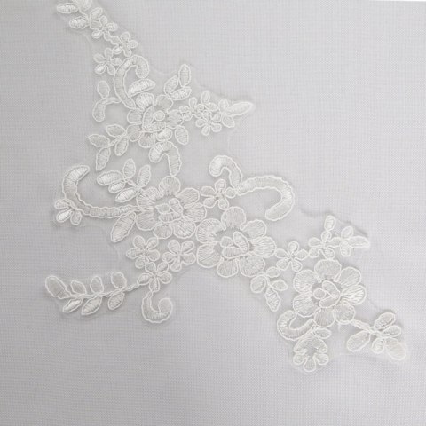 OBRUS BARI 40 X 140 CM BIAŁY OBRUS BARI 40 X 140 CM BIAŁY