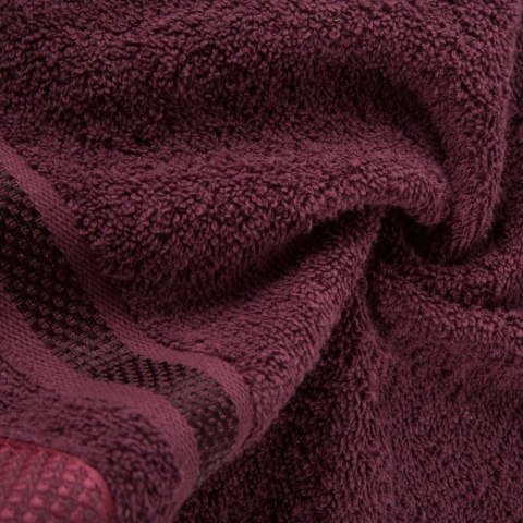 RĘCZNIK ABBIE (07) 100 X 150 CM BORDOWY