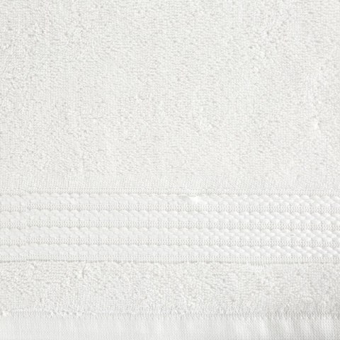 RĘCZNIK LARIS (01) 30 X 50 CM KREMOWY