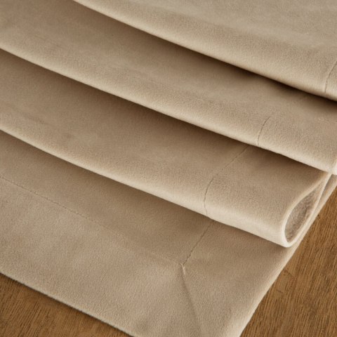 OBRUS MELINDA 140 X 180 CM BEŻOWY OBRUS MELINDA 140 X 180 CM BEŻOWY