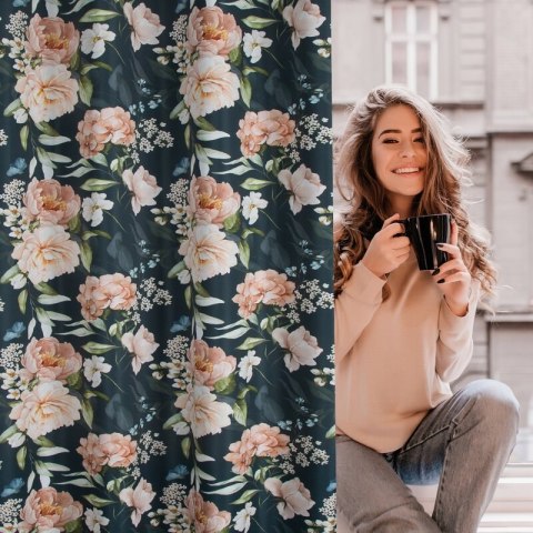 ZASŁONA GOTOWA SALMA 140 X 270 CM CZARNY ZASŁONA GOTOWA SALMA 140 X 270 CM CZARNY