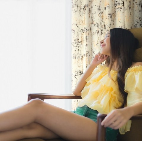 ZASŁONA GOTOWA TONIA 140 X 250 CM KREMOWY ZASŁONA GOTOWA TONIA 140 X 250 CM KREMOWY