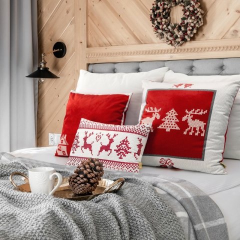 POSZEWKA ŚWIATECZNA NOEL03 60 X 60 CM CZERWONY POSZEWKA ŚWIATECZNA NOEL03 60 X 60 CM CZERWONY