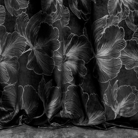 ZASŁONA GOTOWA STELLA NA TAŚMIE 140 X 300 CM CZARNY ZASŁONA GOTOWA STELLA NA TAŚMIE 140 X 300 CM CZARNY