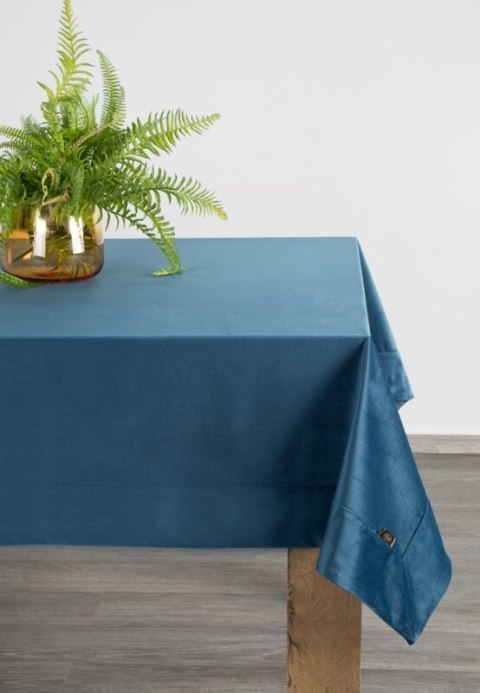 OBRUS VELVET 145 X 350 CM GRANATOWY OBRUS VELVET 145 X 350 CM GRANATOWY