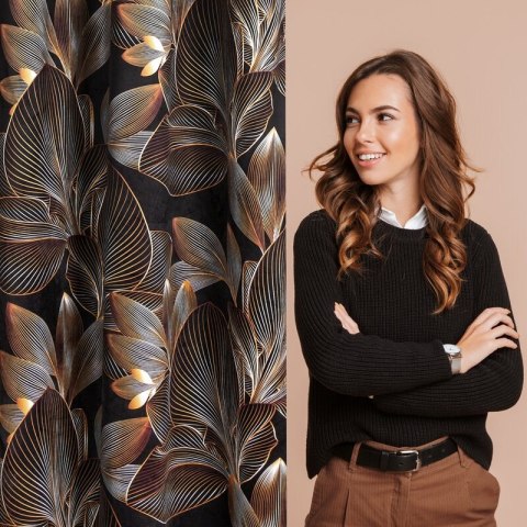 ZASŁONA GOTOWA LARISA NA TAŚMIE 140 X 270 CM CZARNY