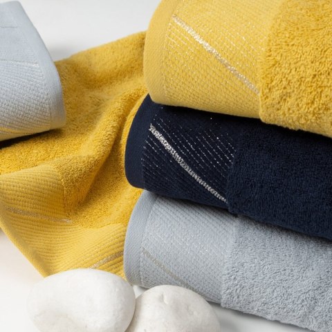 RĘCZNIK EVITA (10) 70 X 140 CM CZARNY RĘCZNIK EVITA (10) 70 X 140 CM CZARNY