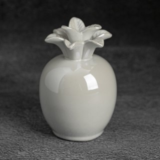 FIGURKA DEKORACYJNA SIMONA3 (02) FI 9 X 14 CM PERŁOWY