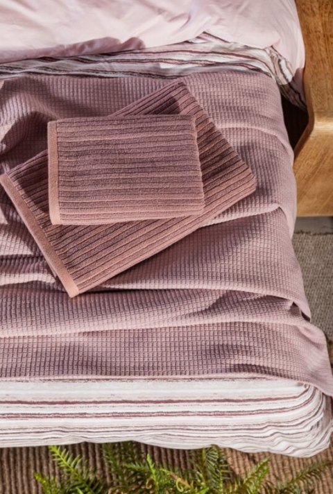 TC/AVINION1/RE 70X140 (X3) 480 TC/AVINION1/RE 70X140 (X3) 480