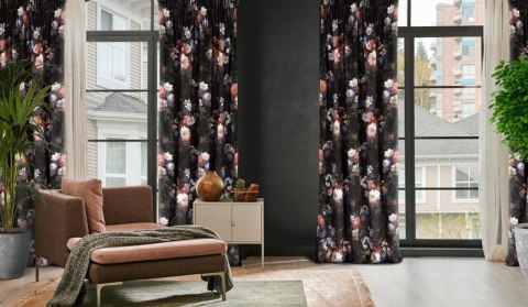 ZASŁONA GOTOWA KAREN NA TAŚMIE 140 X 270 CM CZARNY ZASŁONA GOTOWA KAREN NA TAŚMIE 140 X 270 CM CZARNY