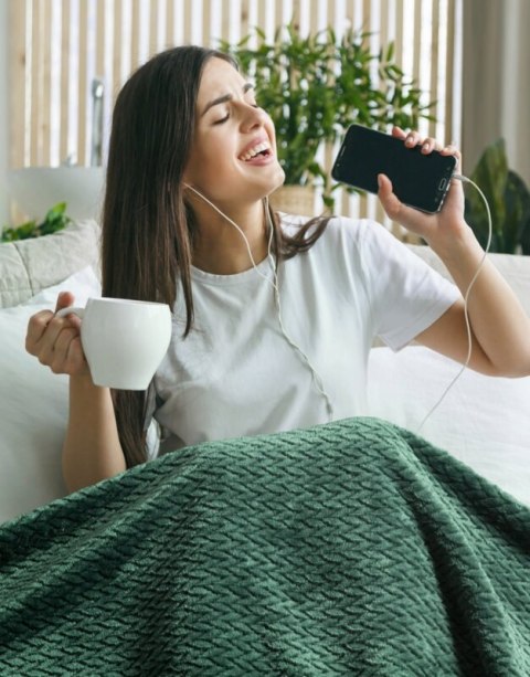 KOC D91 CINDY3 200 X 220 CM CIEMNOZIELONY KOC D91 CINDY3 200 X 220 CM CIEMNOZIELONY