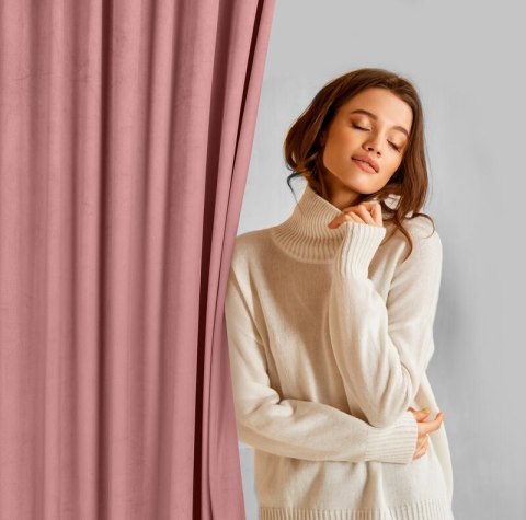 ZASŁONA GOTOWA MADLEN NA TAŚMIE 140 X 300 CM RÓŻOWY ZASŁONA GOTOWA MADLEN NA TAŚMIE 140 X 300 CM RÓŻOWY