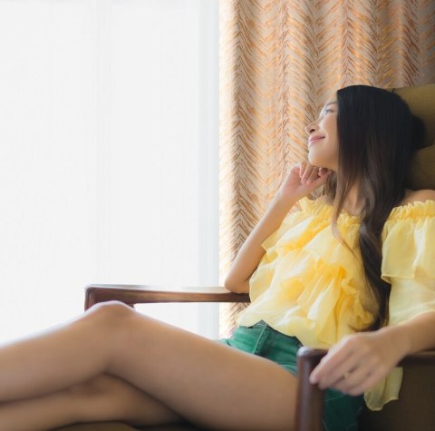 ZASŁONA GOTOWA SARA 140 X 250 CM KREMOWY ZASŁONA GOTOWA SARA 140 X 250 CM KREMOWY