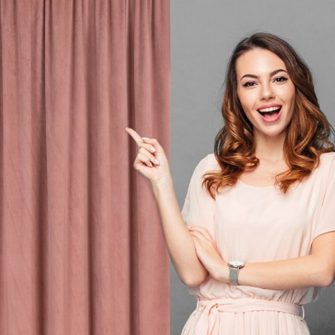 ZASŁONA GOTOWA PIERRE NA TAŚMIE 140 X 300 CM CIEMNORÓŻOWY ZASŁONA GOTOWA PIERRE NA TAŚMIE 140 X 300 CM CIEMNORÓŻOWY