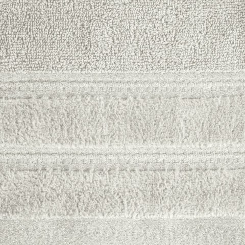 RĘCZNIK GLORY1 (02) 30 X 50 CM BEŻOWY RĘCZNIK GLORY1 (02) 30 X 50 CM BEŻOWY