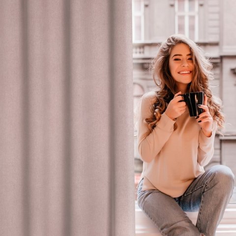 ZASŁONA GOTOWA CARLO 135 X 250 CM PUDROWY RÓŻ ZASŁONA GOTOWA CARLO 135 X 250 CM PUDROWY RÓŻ