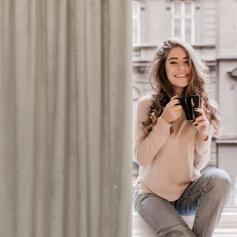 ZASŁONA GOTOWA NADIA NA TAŚMIE 140 X 300 CM BEŻOWY