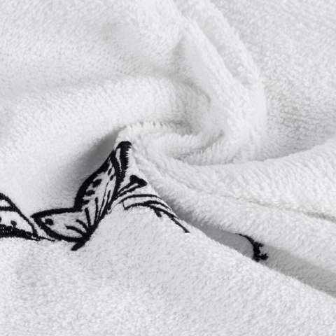 KOMPLET RĘCZNIKÓW 3 56 X 36 X 7 CM BIAŁY