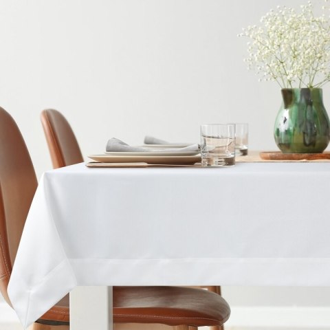 OBRUS LUCY 140 X 220 CM BIAŁY OBRUS LUCY 140 X 220 CM BIAŁY