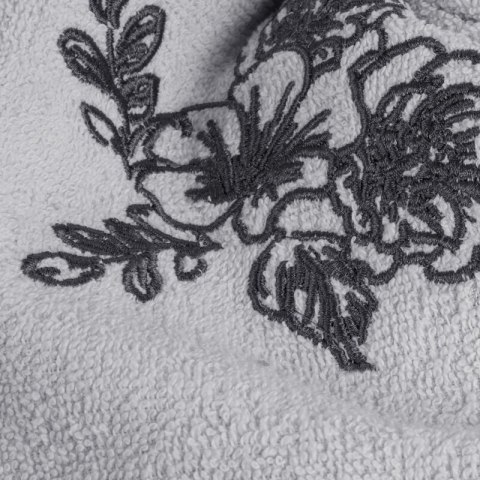 KOMPLET RĘCZNIKÓW 3 56 X 36 X 7 CM SREBRNY KOMPLET RĘCZNIKÓW 3 56 X 36 X 7 CM SREBRNY