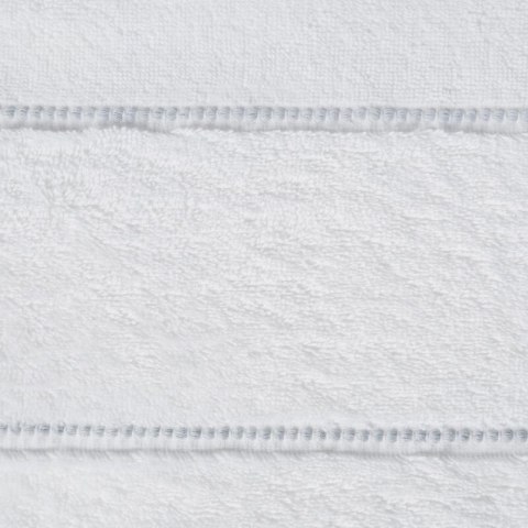 RĘCZNIK MARI (01) 50 X 90 CM BIAŁY RĘCZNIK MARI (01) 50 X 90 CM BIAŁY